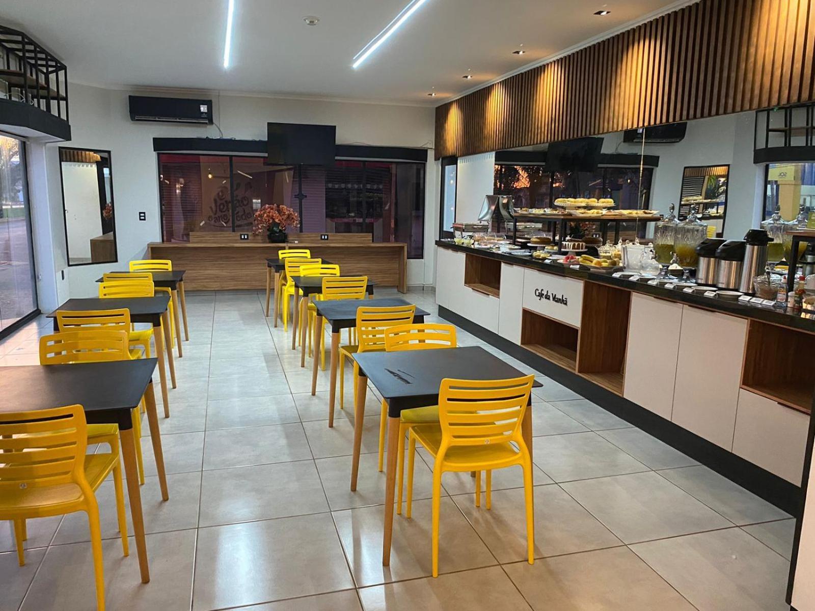 Querencia  Hotel Avenida Plaza מראה חיצוני תמונה