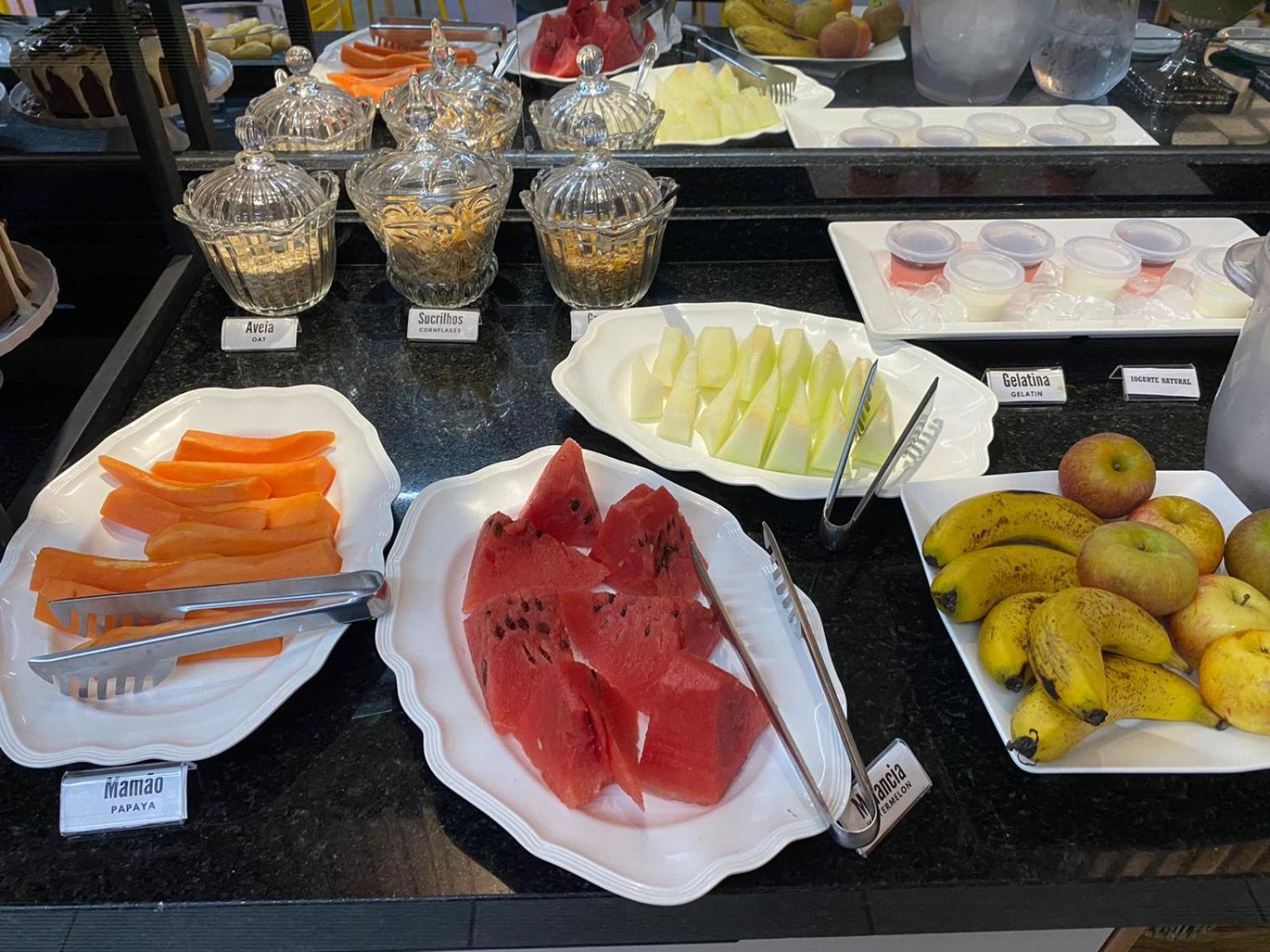 Querencia  Hotel Avenida Plaza מראה חיצוני תמונה